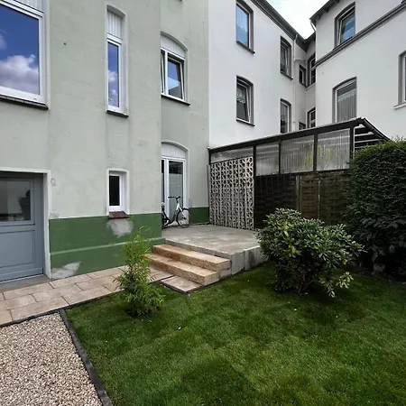 New York: Messe-/business-/fewo Duesseldorf/hilden Apartment Hilden