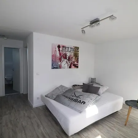 Apartment New York: Messe-/business-/fewo Duesseldorf/hilden Hilden