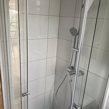 New York: Messe-/business-/fewo Duesseldorf/hilden Lodge Hilden