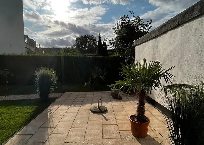 New York: Messe-, Business-, Lodge *